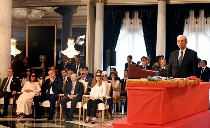 L'hommage de Mohamed Ennaceur au président défunt : vous êtes l'atisan des premières élections libres et l'achitecte du consensus national L'hommage de Mohamed Ennaceur au président défunt : vous êtes l'atisan des premières élections libres et l'achitecte du consensus national