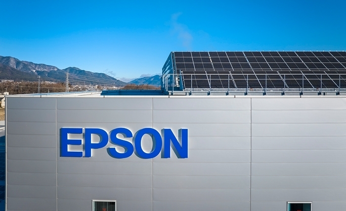La production Epson alimentée à 100 % par de l’électricité renouvelable La production Epson alimentée à 100 % par de l’électricité renouvelable