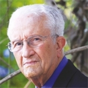 Abdelaziz Kacem: L’escroc et l’idiot